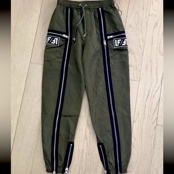 LF Brand jogger track pants zipper detail elastic drawstring waist NEW RE $248🎉 - Picture 7 of 16